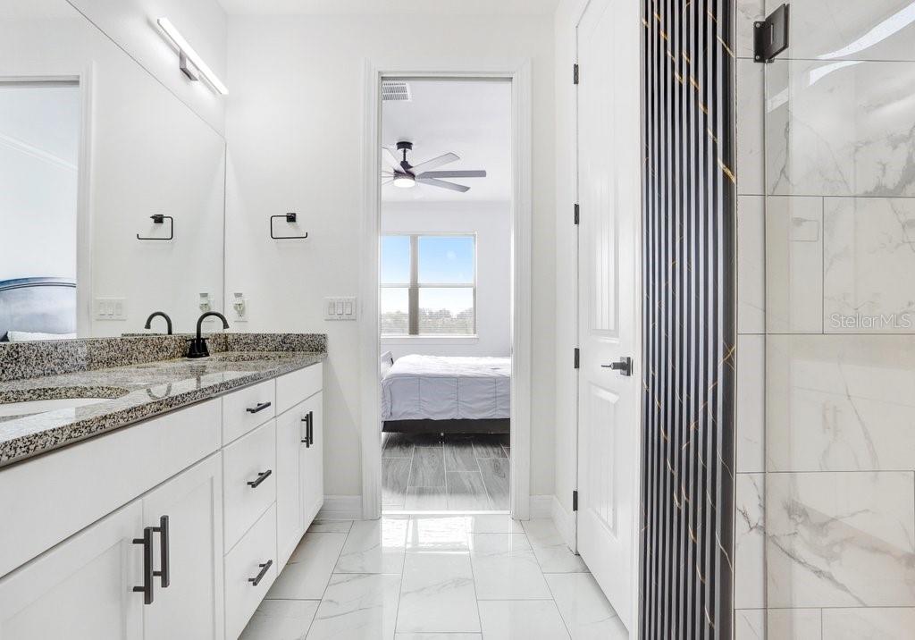 Image 15 of 30 For 11677 Brighton Knoll Loop