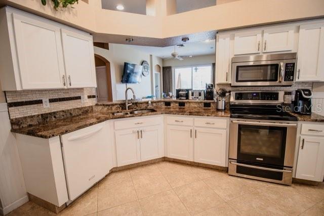 Image 12 of 36 For 509 Cypress View Drive