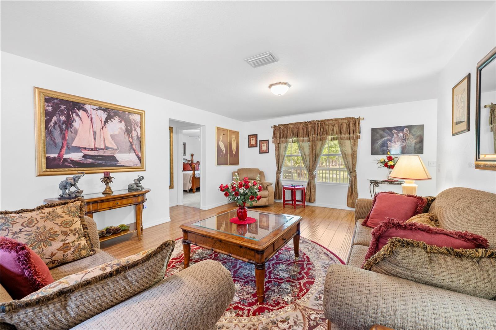 Image 16 of 75 For 7347 Packingham Drive