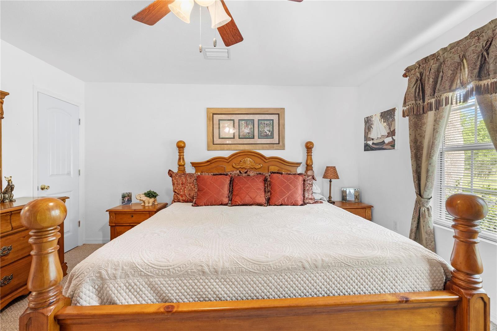 Image 18 of 75 For 7347 Packingham Drive