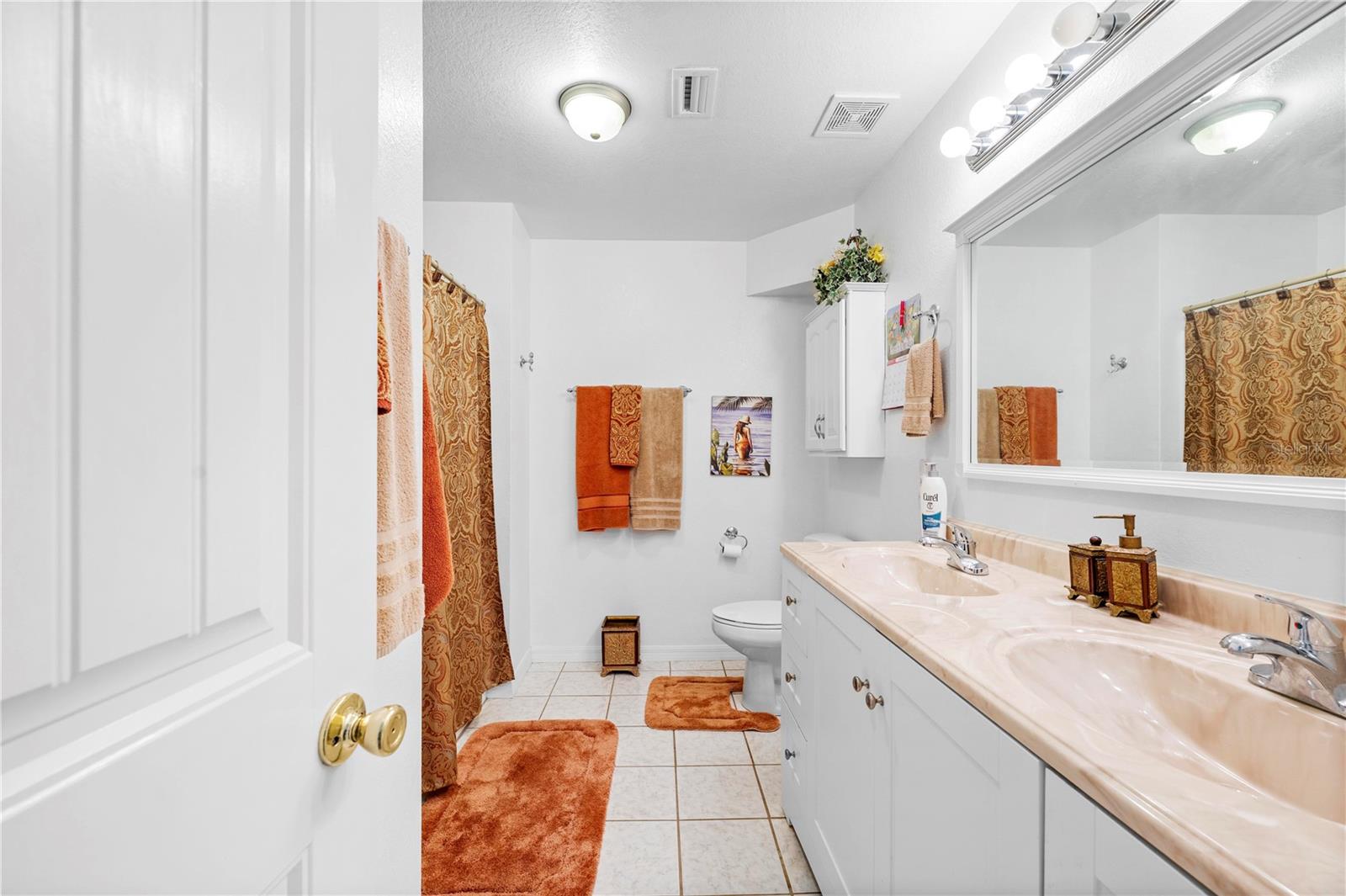 Image 20 of 75 For 7347 Packingham Drive