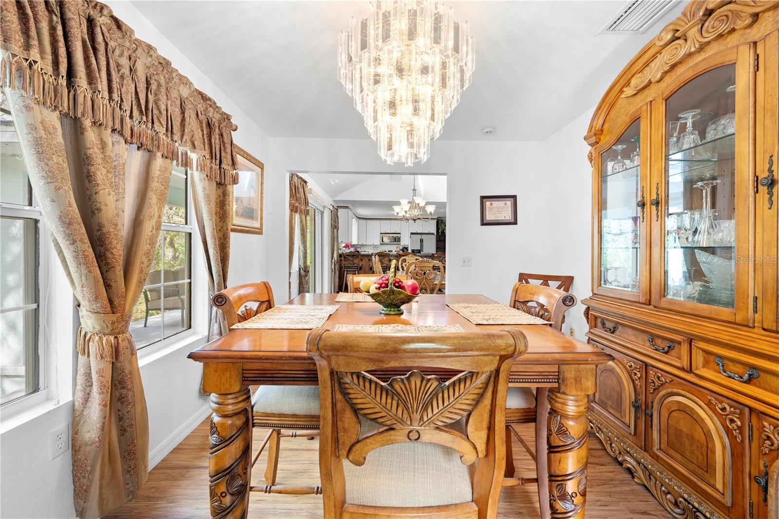 Image 27 of 75 For 7347 Packingham Drive