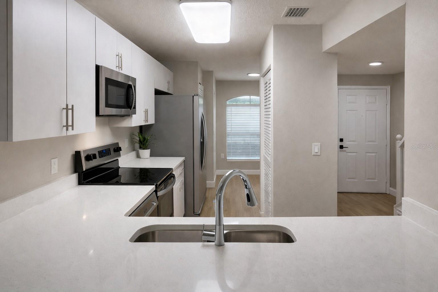 Details for 14639 Par Club Circle, TAMPA, FL 33618