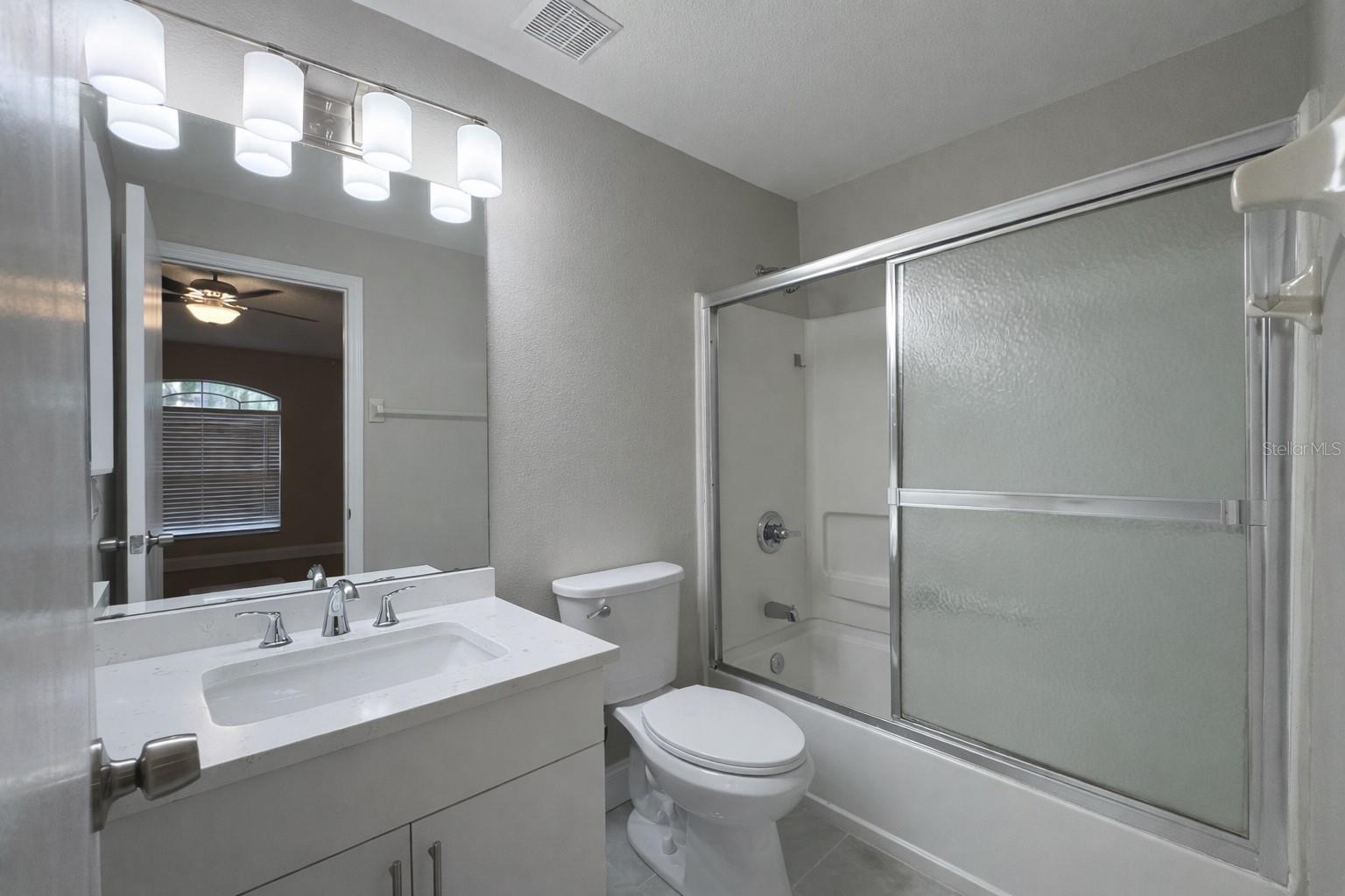 Image 11 of 16 For 14639 Par Club Circle