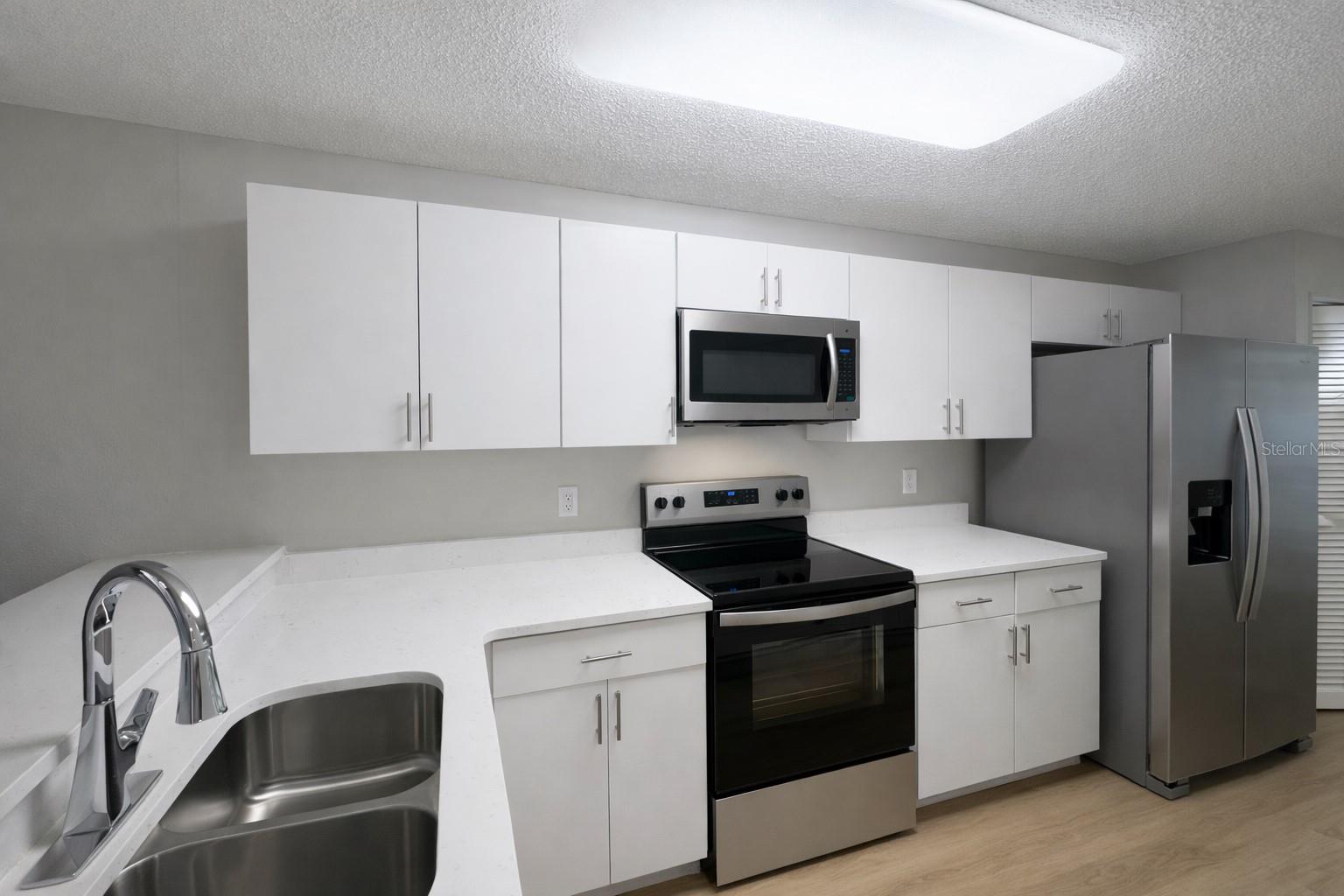 Image 3 of 16 For 14639 Par Club Circle