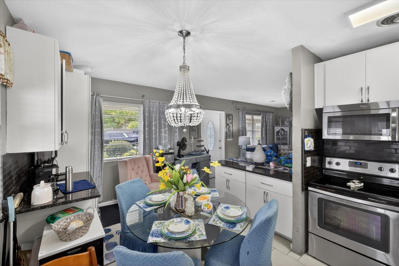 Image 20 of 53 For 611 Bradford Avenue