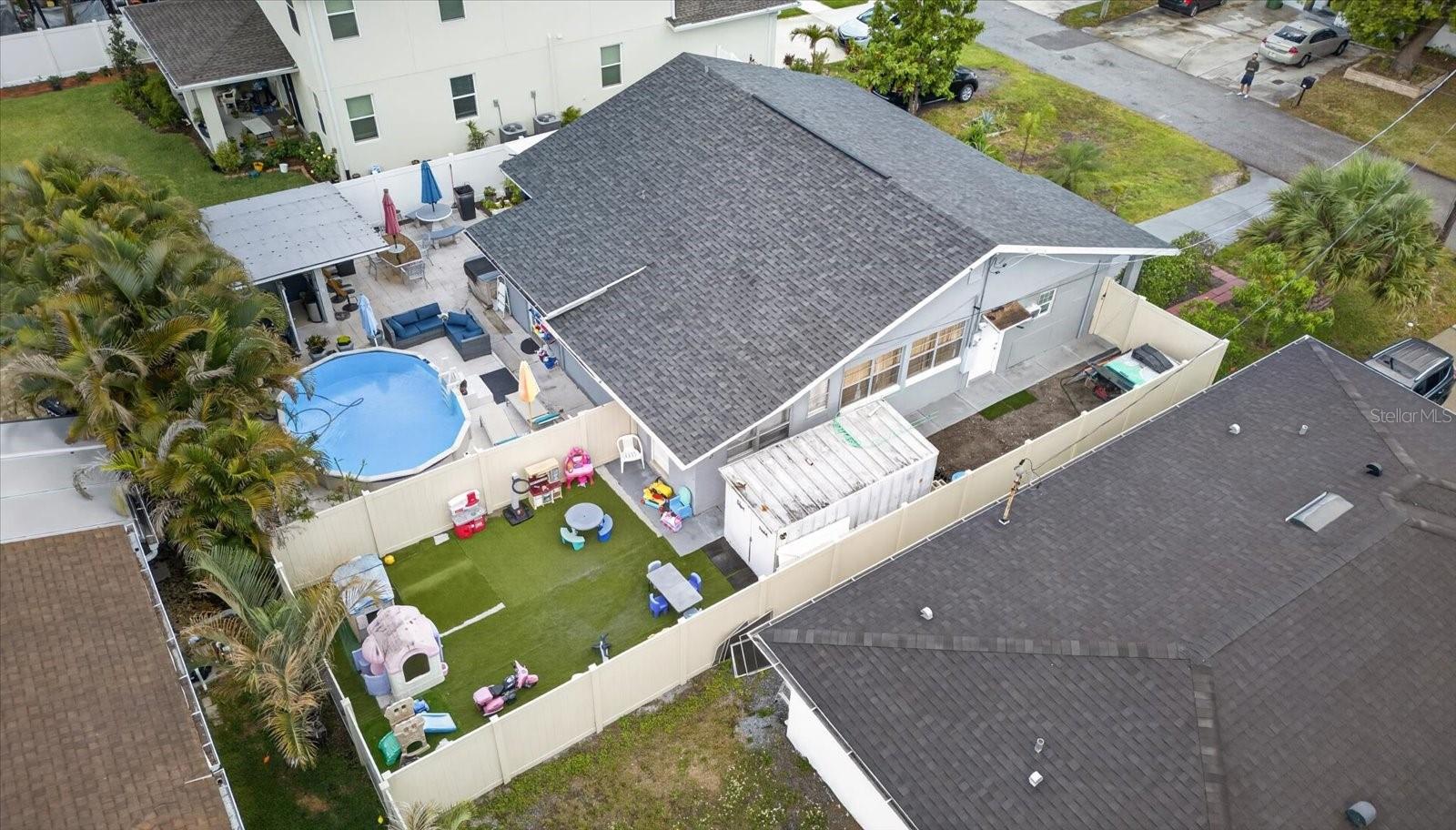 Image 31 of 53 For 611 Bradford Avenue