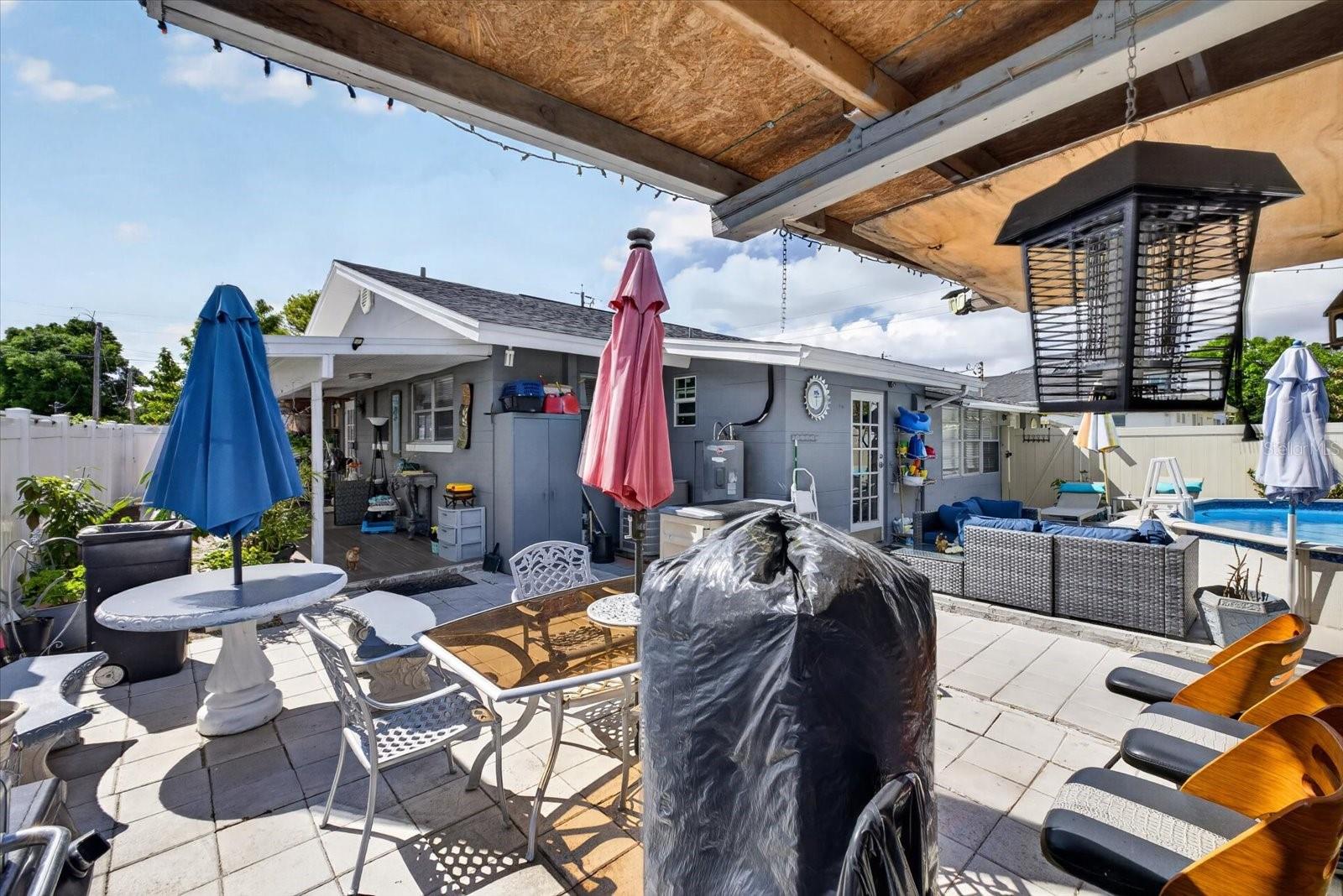 Image 41 of 53 For 611 Bradford Avenue