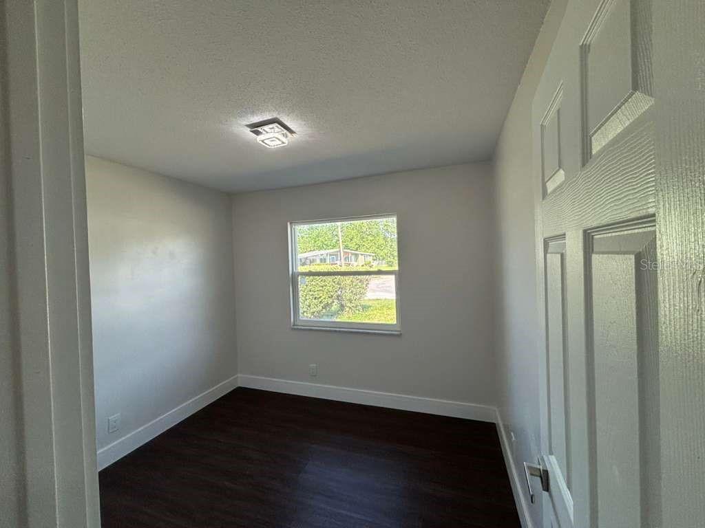 Image 15 of 20 For 1070 Libby Court