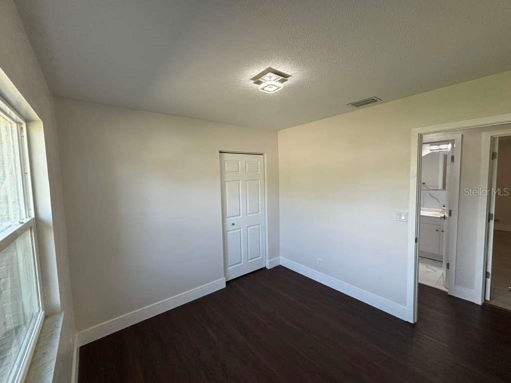 Image 18 of 20 For 1070 Libby Court