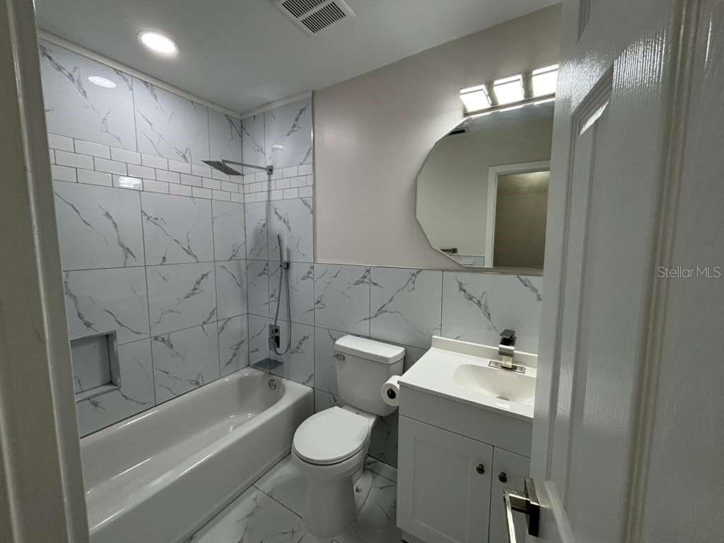 Image 20 of 20 For 1070 Libby Court