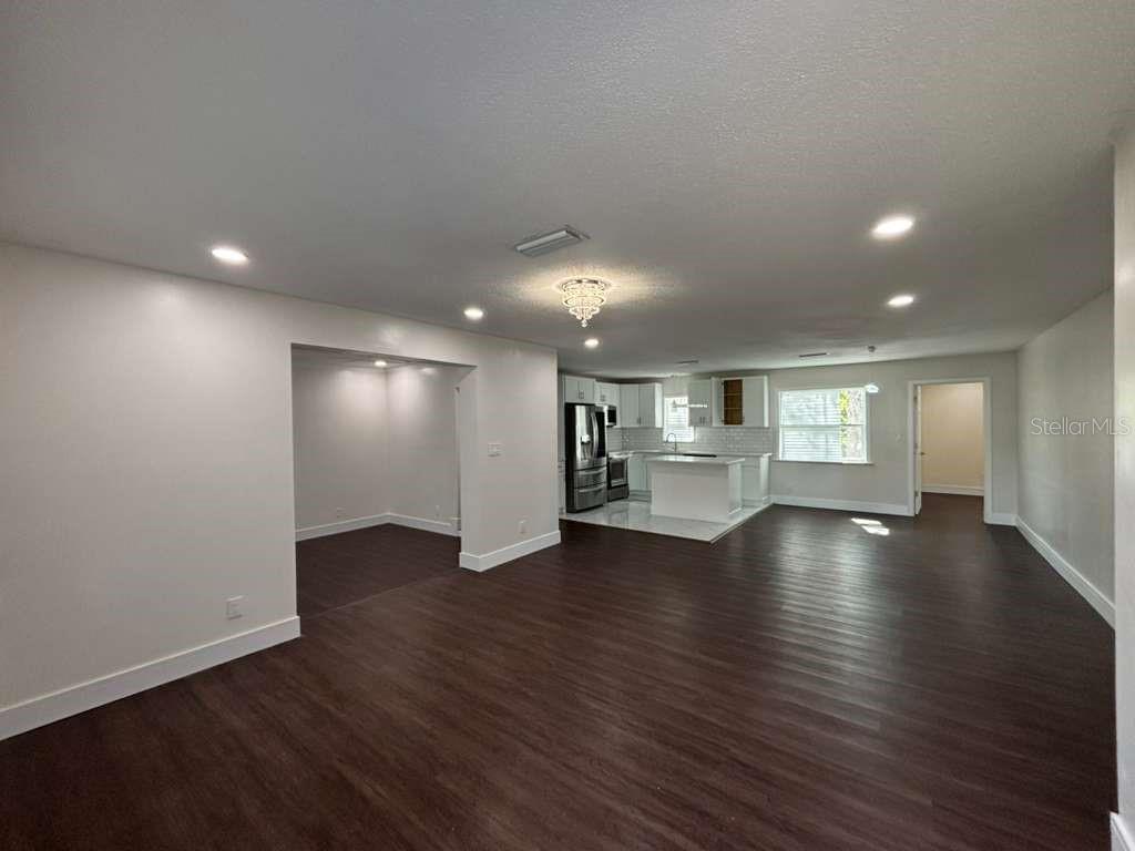 Image 4 of 20 For 1070 Libby Court