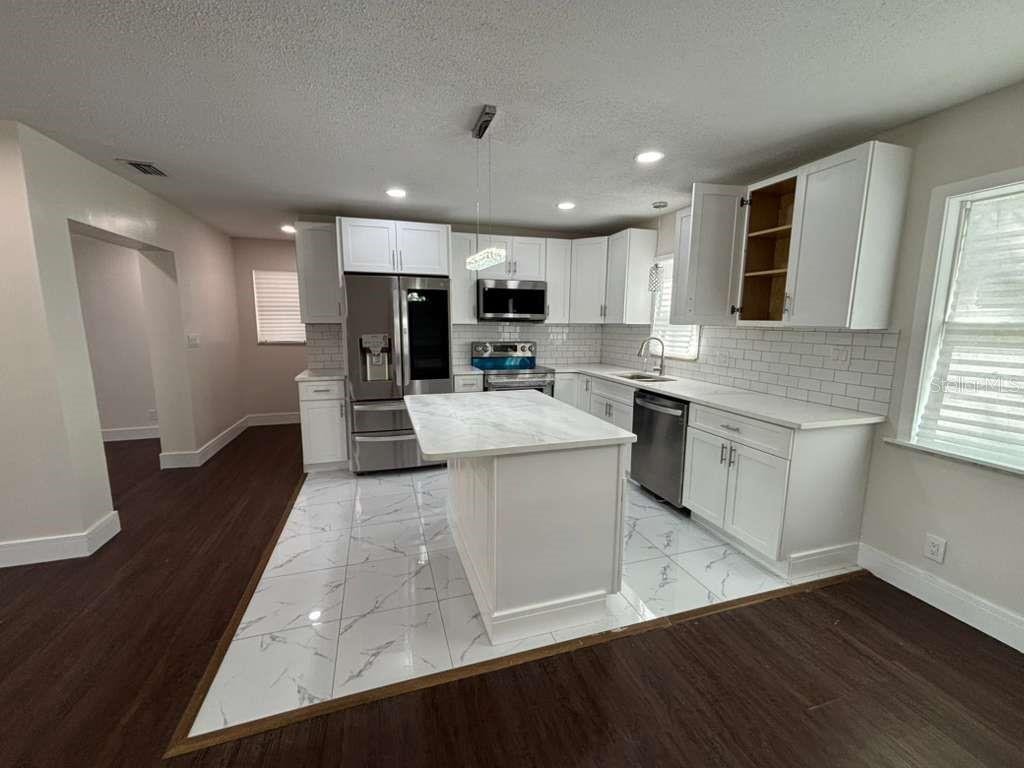 Image 6 of 20 For 1070 Libby Court