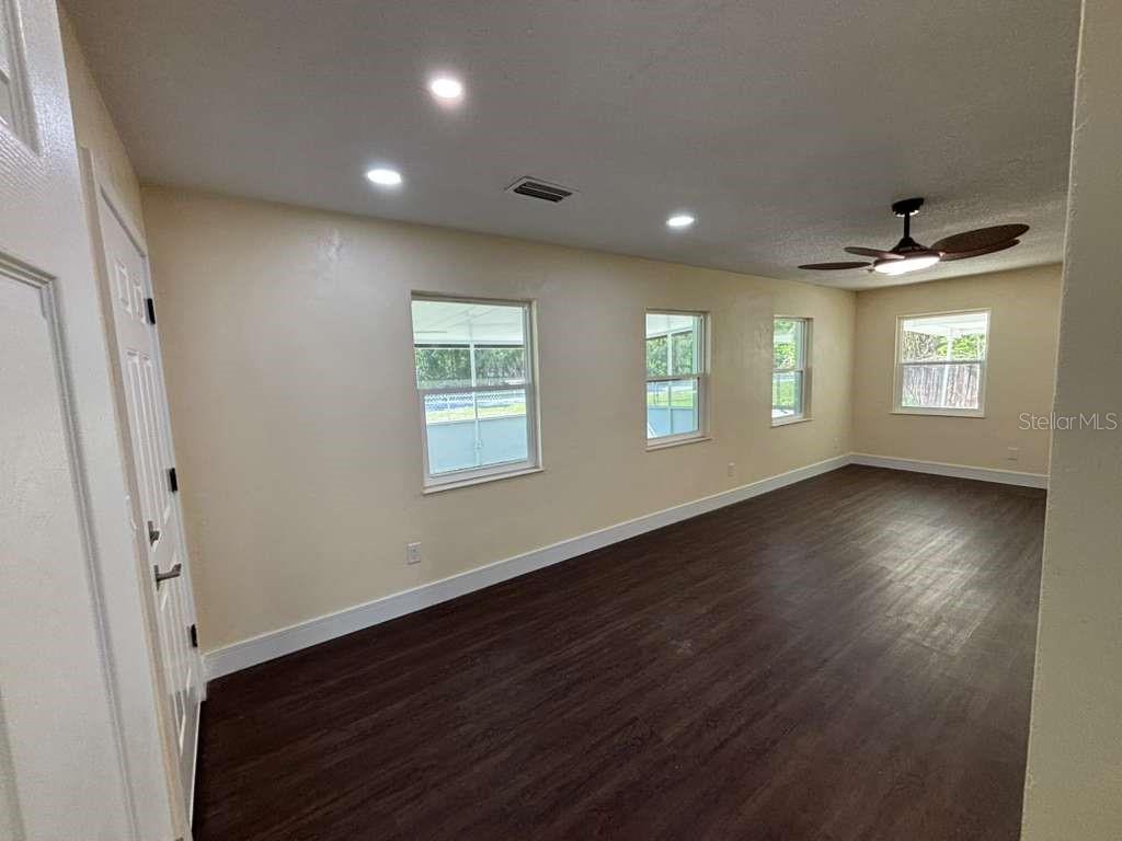 Image 8 of 20 For 1070 Libby Court