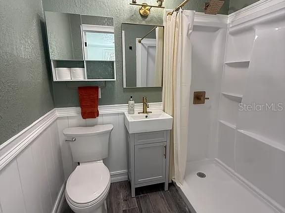 Image 11 of 11 For 217 Oakland Avenue 217