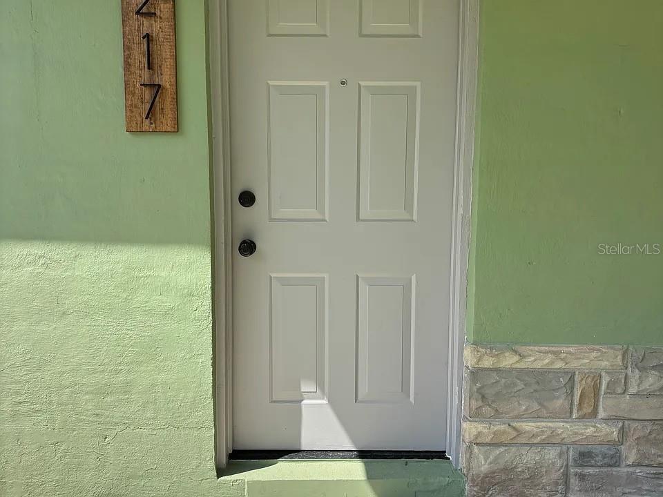 Image 2 of 11 For 217 Oakland Avenue 217