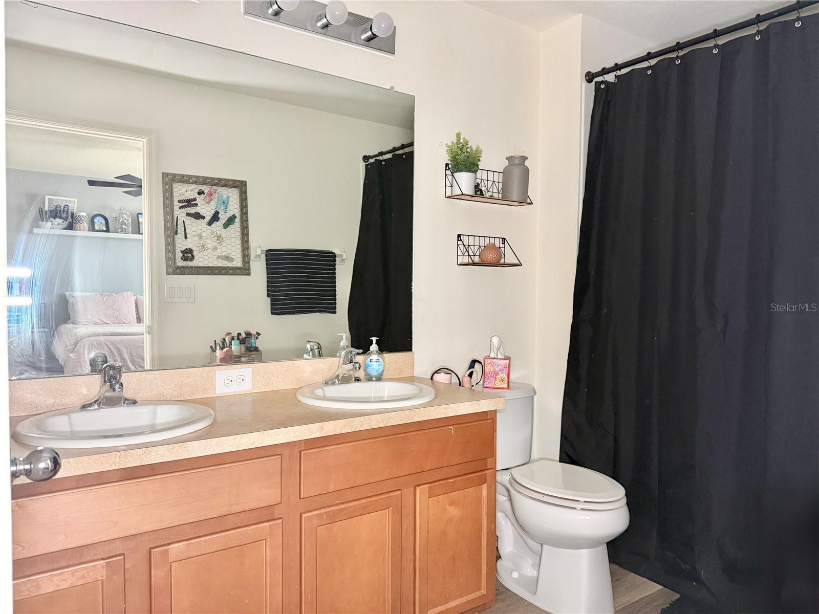 Image 16 of 33 For 6956 Towne Lake Road