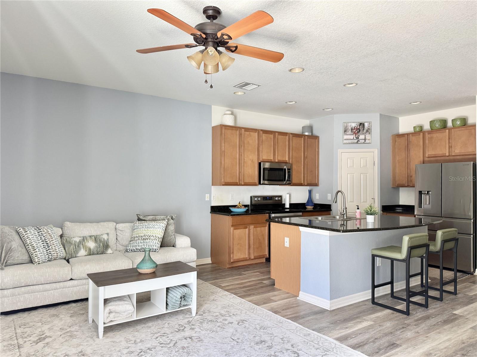 Image 9 of 33 For 6956 Towne Lake Road