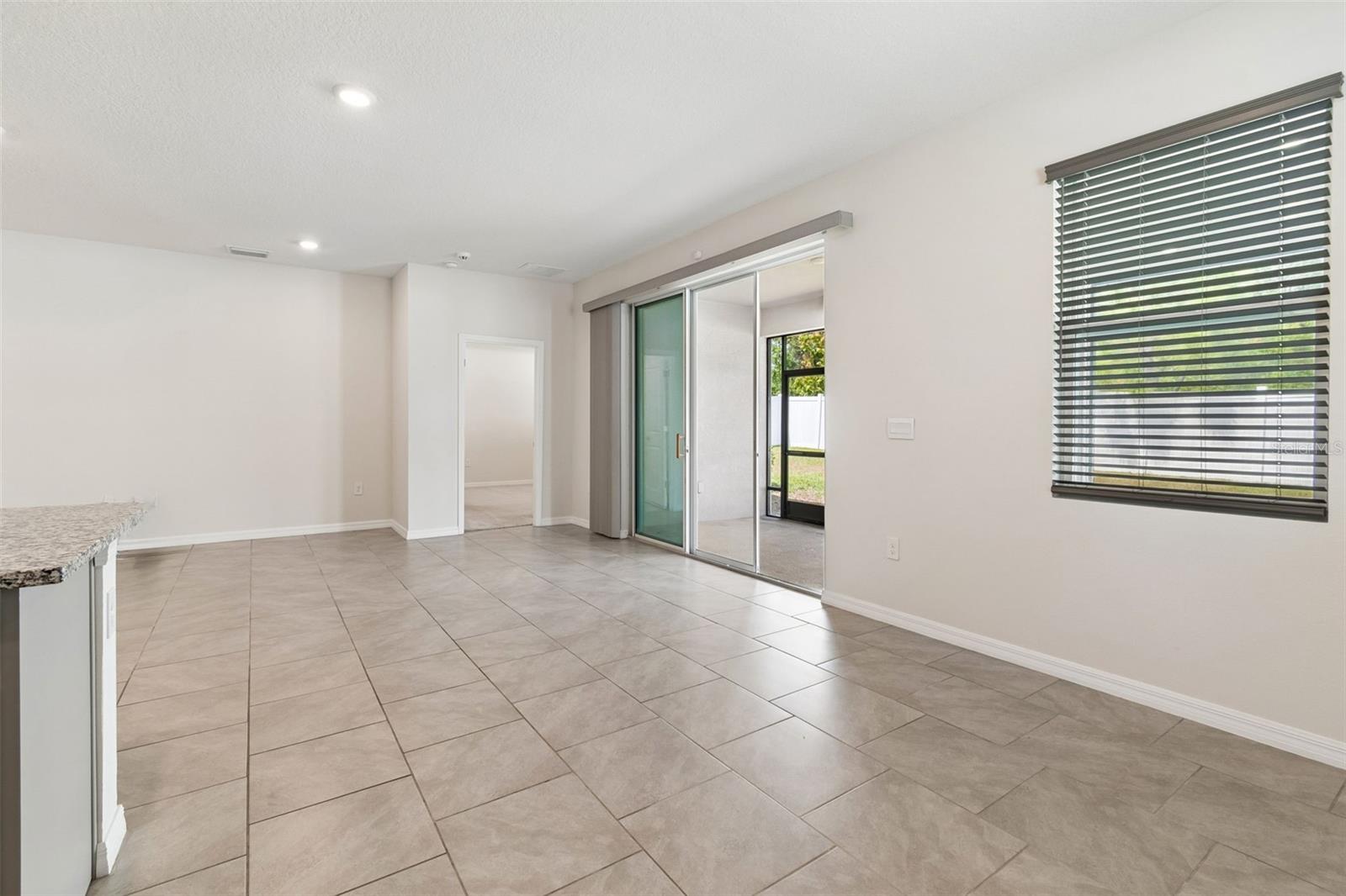 Image 14 of 73 For 35977 Morse Willow Court