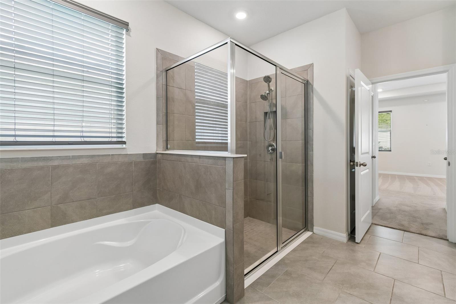 Image 27 of 73 For 35977 Morse Willow Court