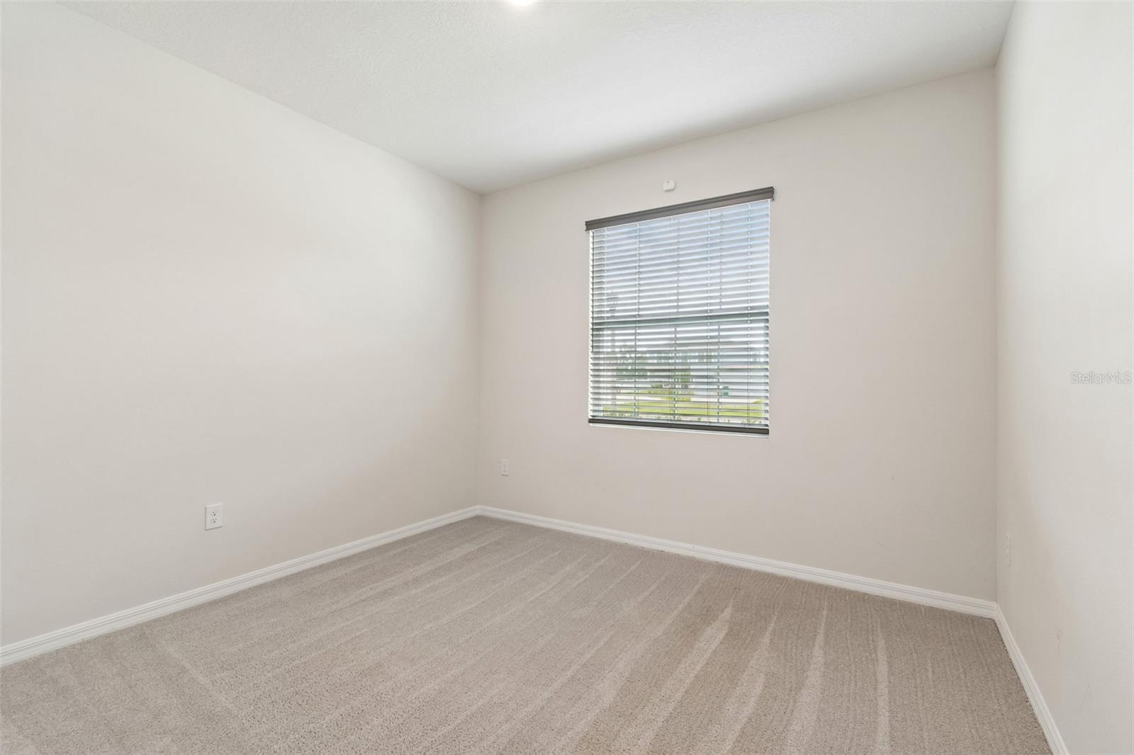 Image 28 of 73 For 35977 Morse Willow Court