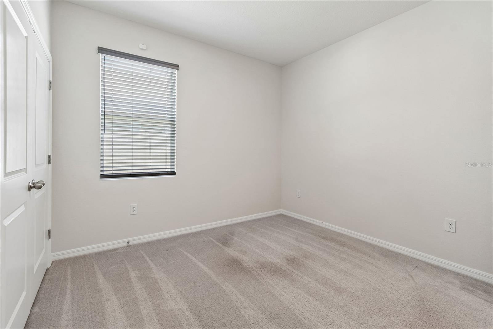 Image 37 of 73 For 35977 Morse Willow Court