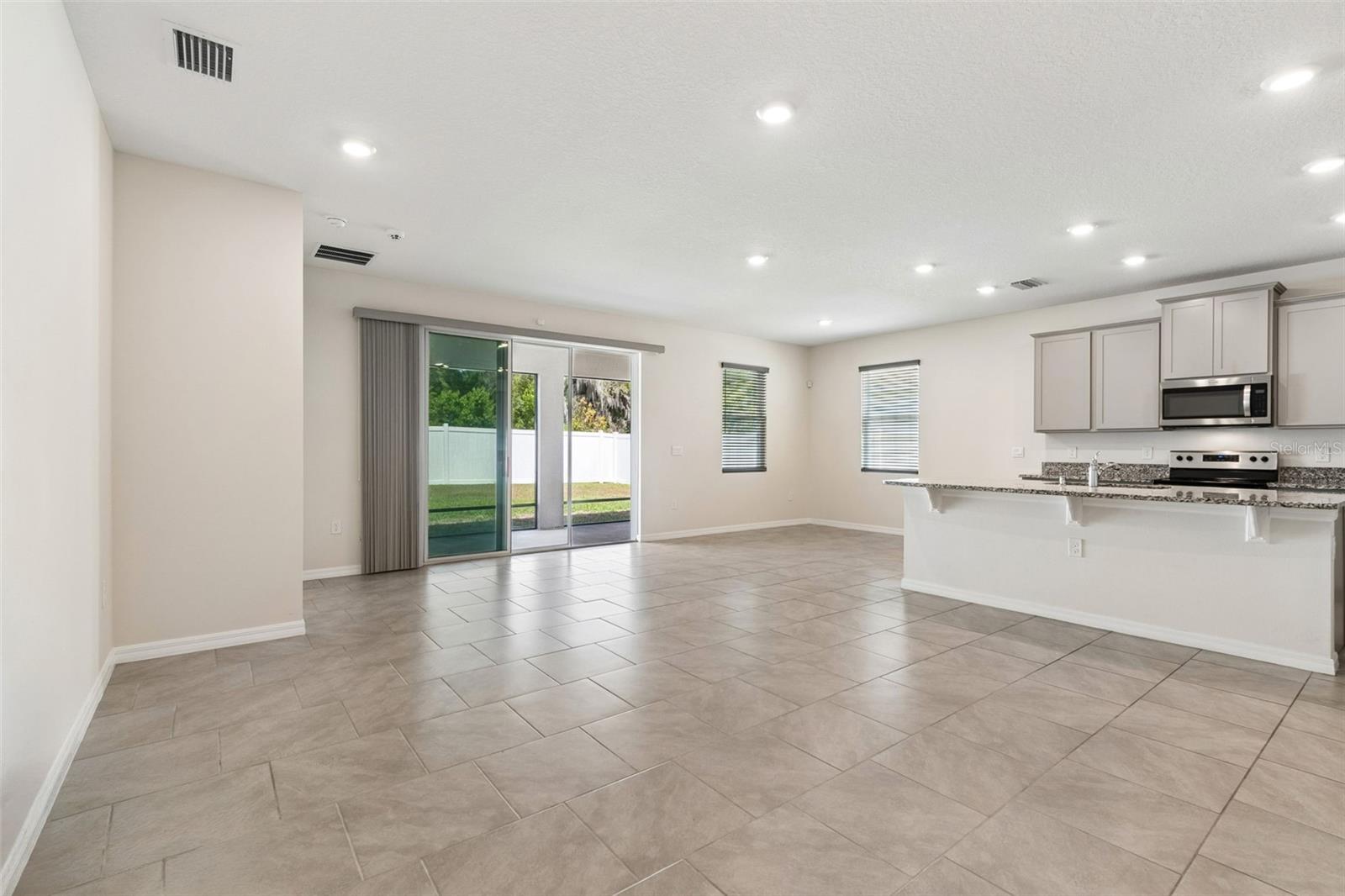 Image 4 of 73 For 35977 Morse Willow Court