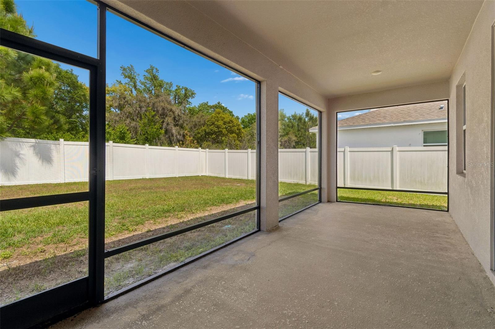 Image 41 of 73 For 35977 Morse Willow Court