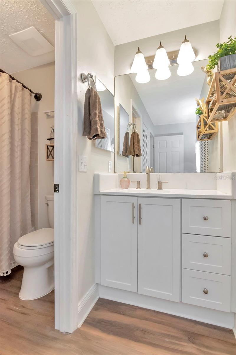 Image 16 of 26 For 6806 Gabrielle Street