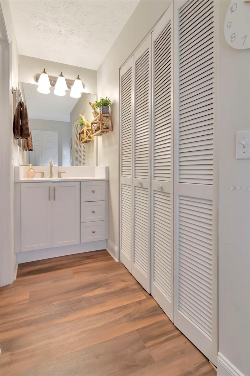 Image 17 of 26 For 6806 Gabrielle Street