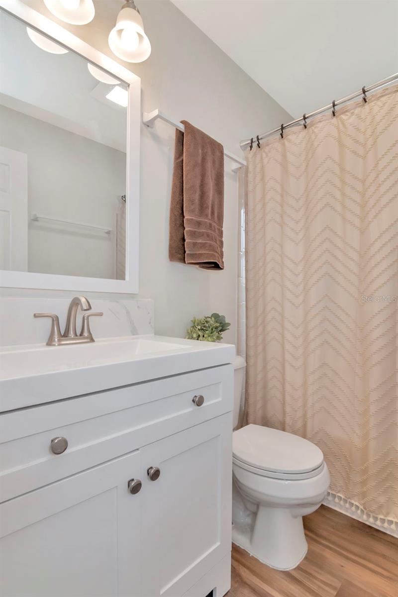 Image 20 of 26 For 6806 Gabrielle Street