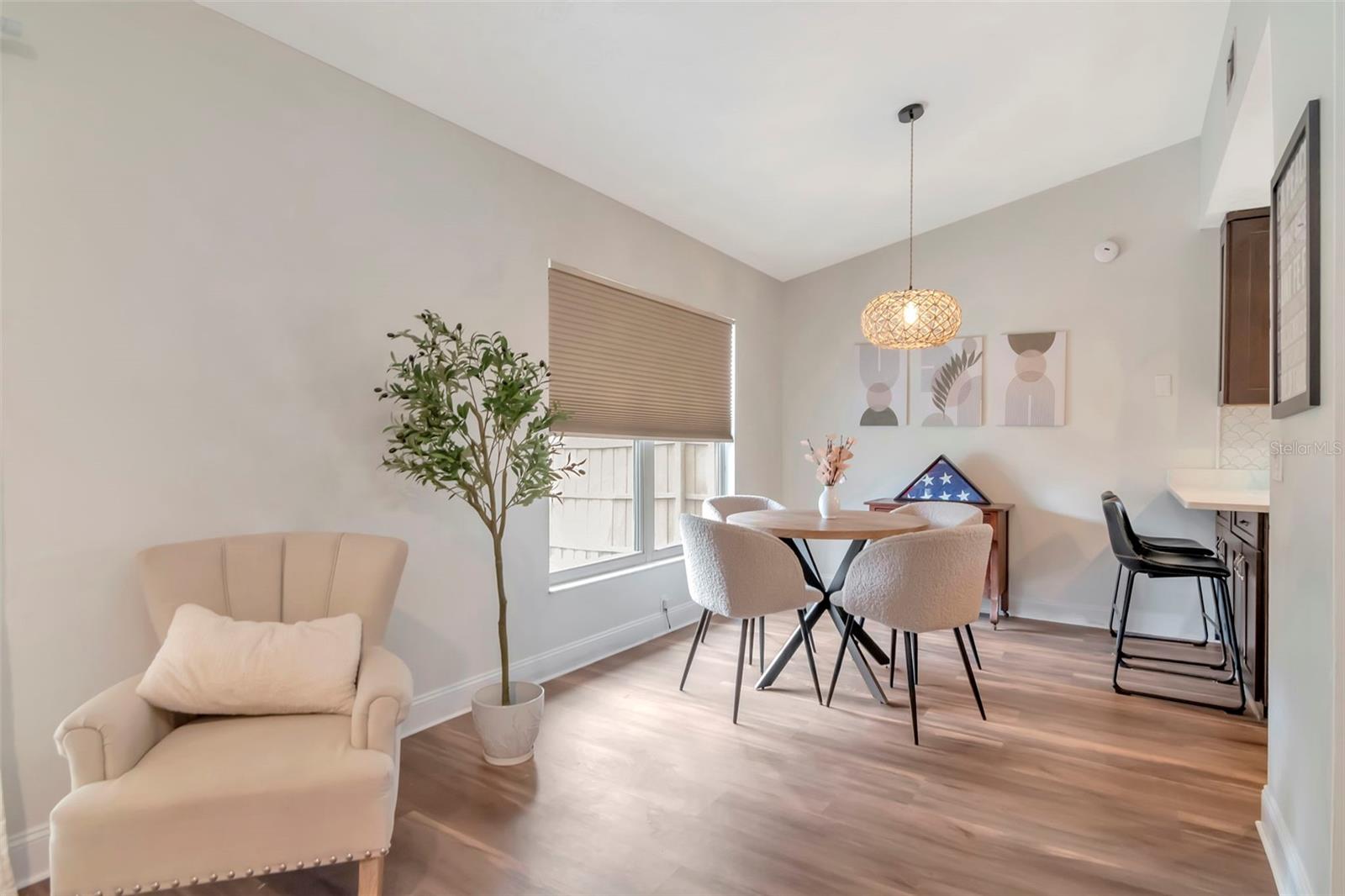 Image 7 of 26 For 6806 Gabrielle Street