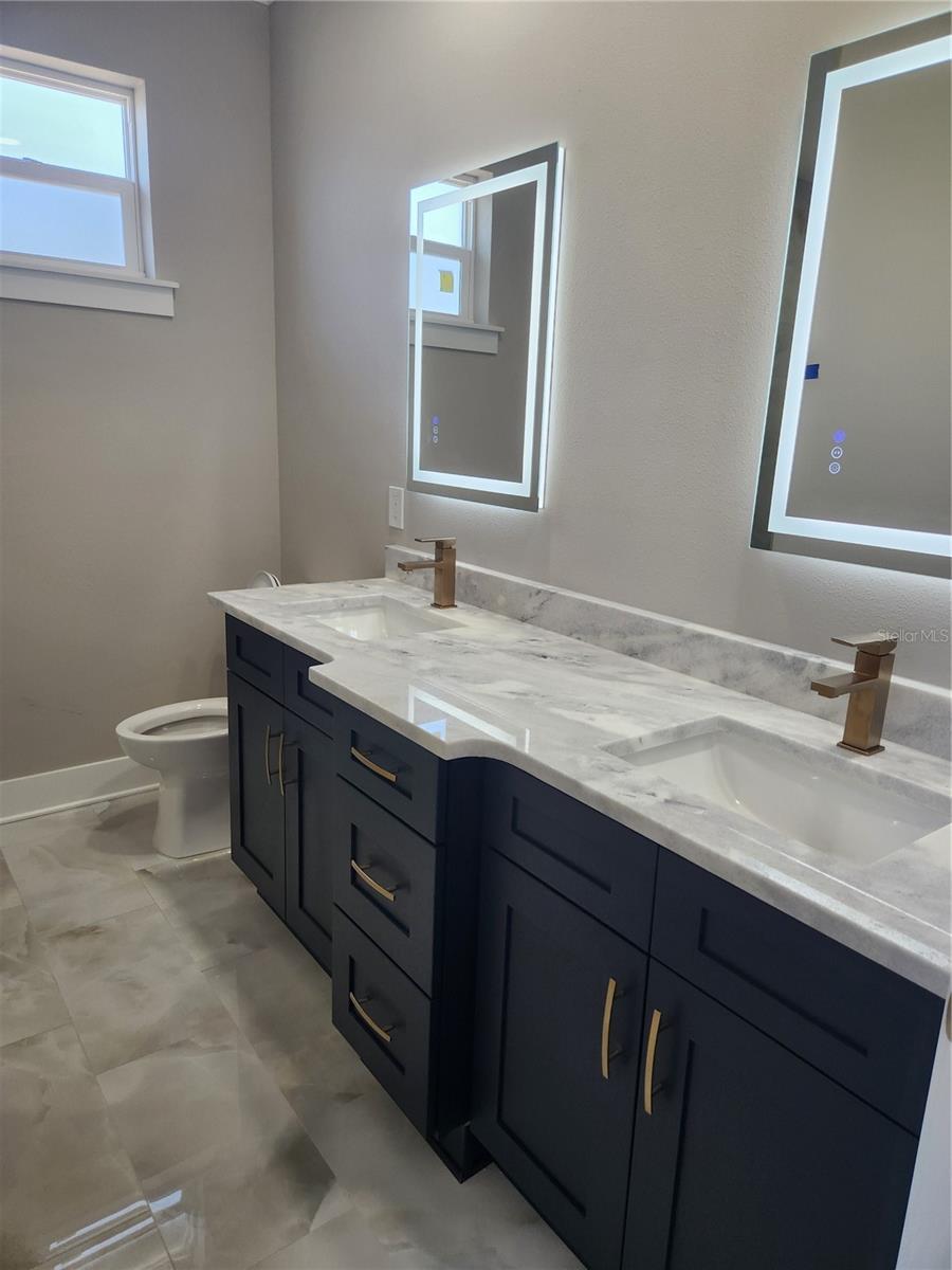 Image 5 of 12 For 10909 28th Street