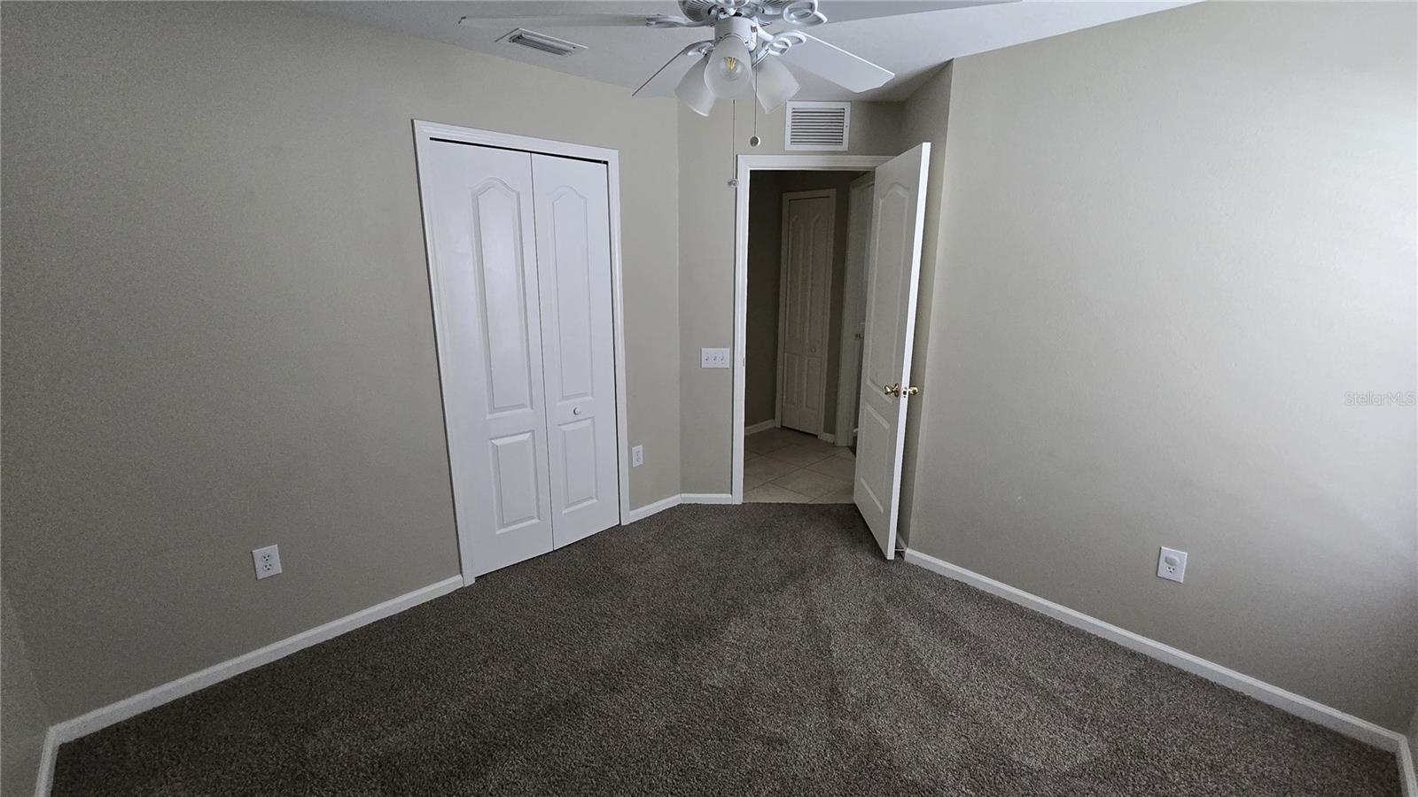 Image 9 of 10 For 25202 Lexington Oaks Boulevard