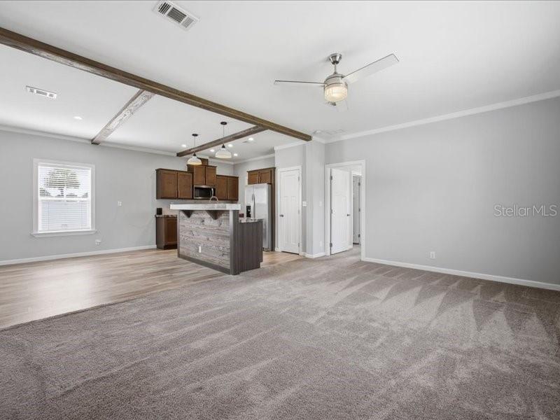 Image 11 of 34 For 25294 Canterbury Drive