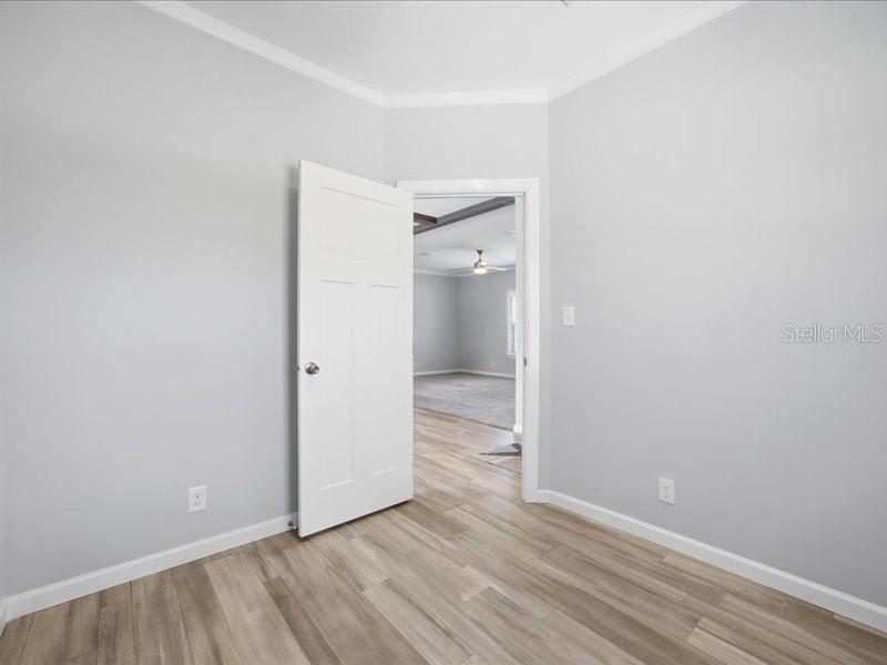 Image 13 of 34 For 25294 Canterbury Drive