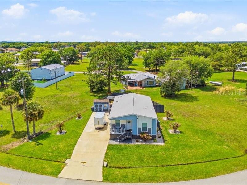 Image 27 of 34 For 25294 Canterbury Drive