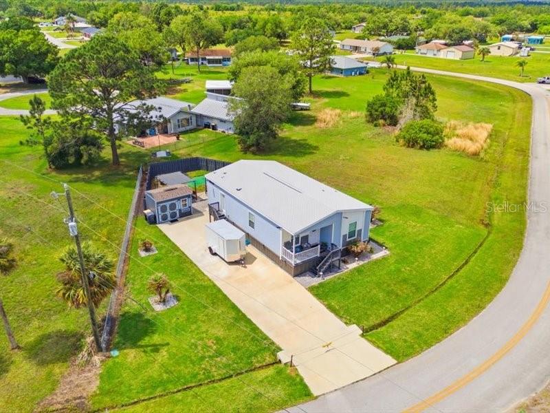 Image 5 of 34 For 25294 Canterbury Drive