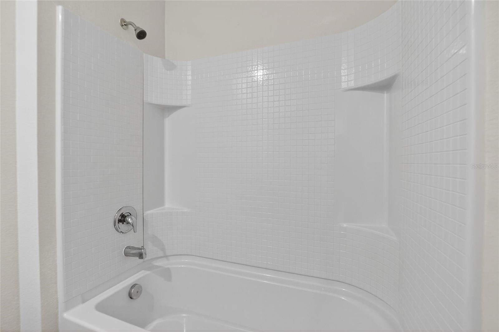 Image 14 of 33 For 820 Sun Burst Road