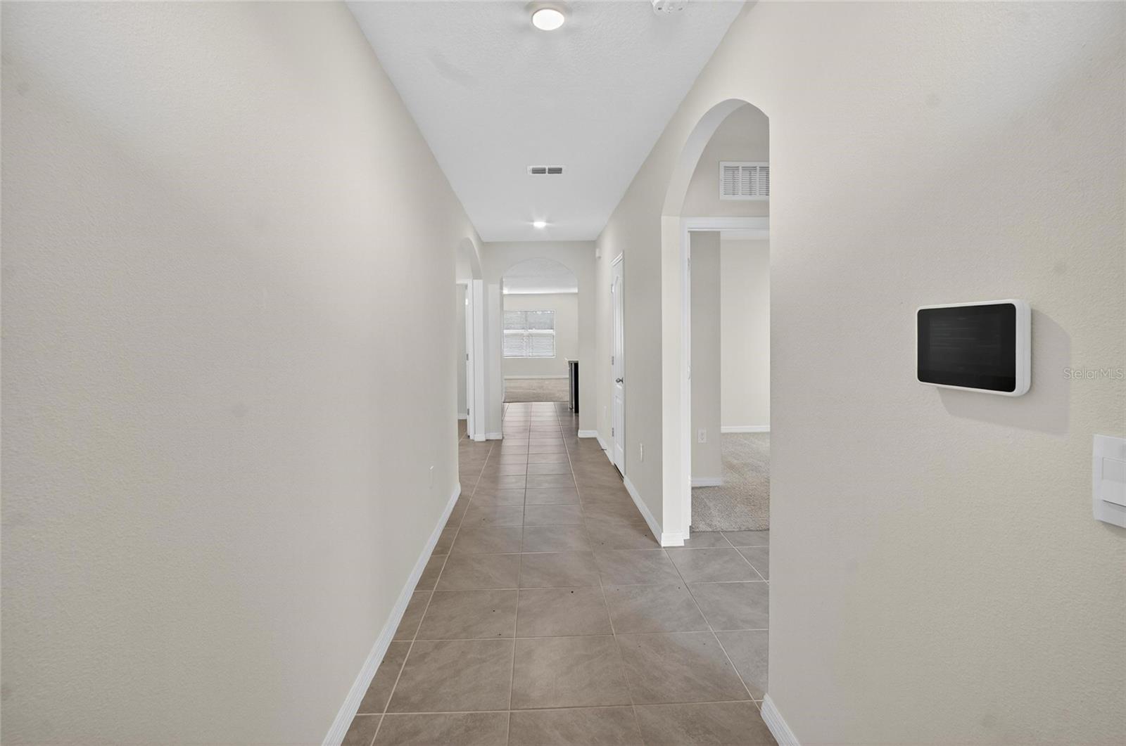 Image 5 of 33 For 820 Sun Burst Road