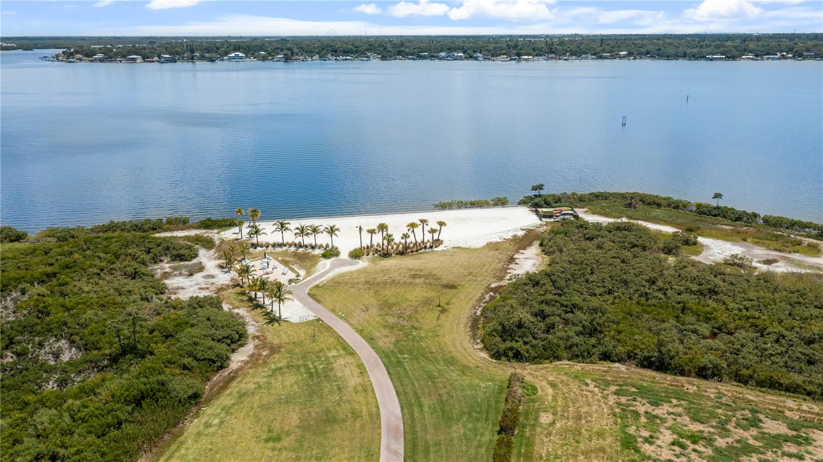 Image 18 of 86 For 2121 6th Street E