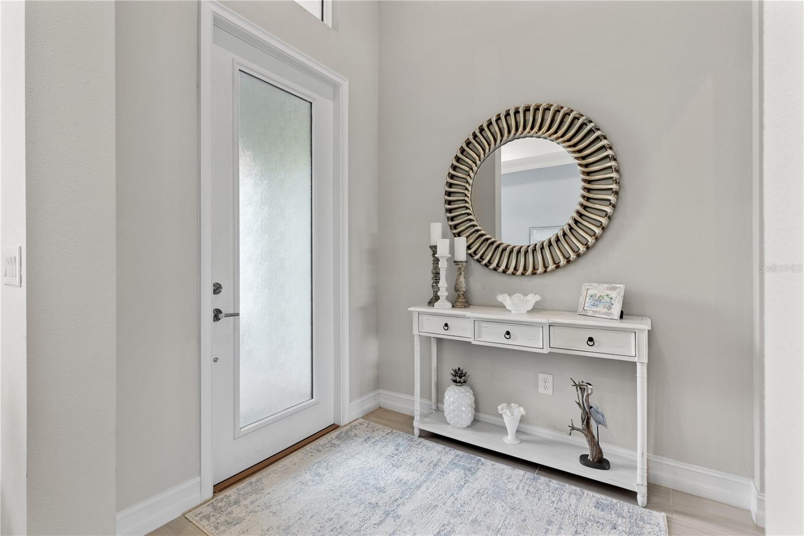 Image 21 of 86 For 2121 6th Street E