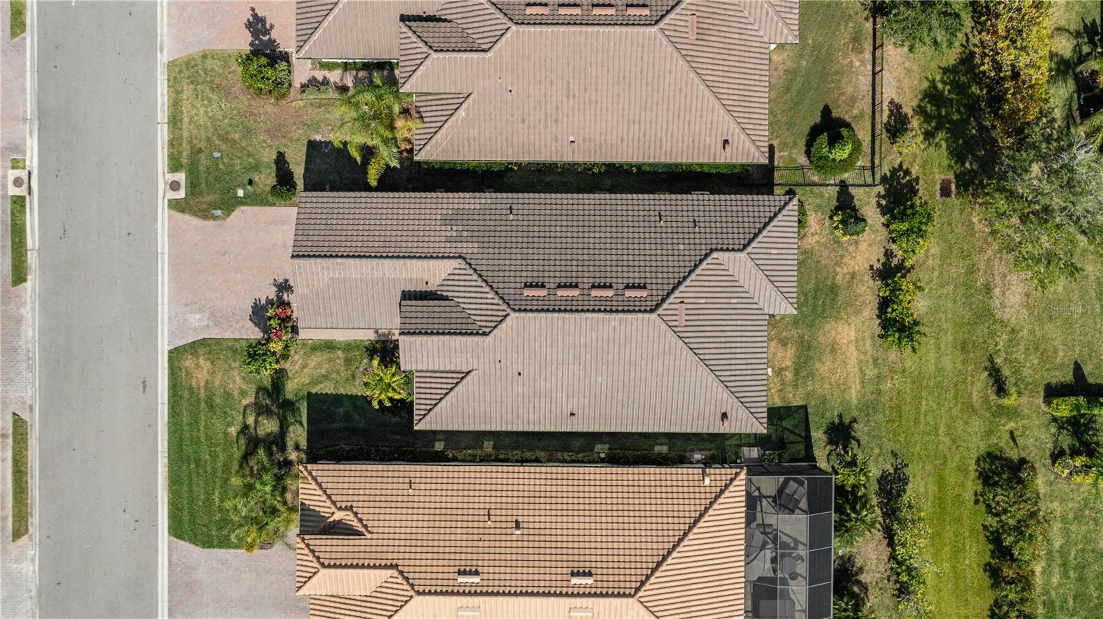 Image 4 of 86 For 2121 6th Street E