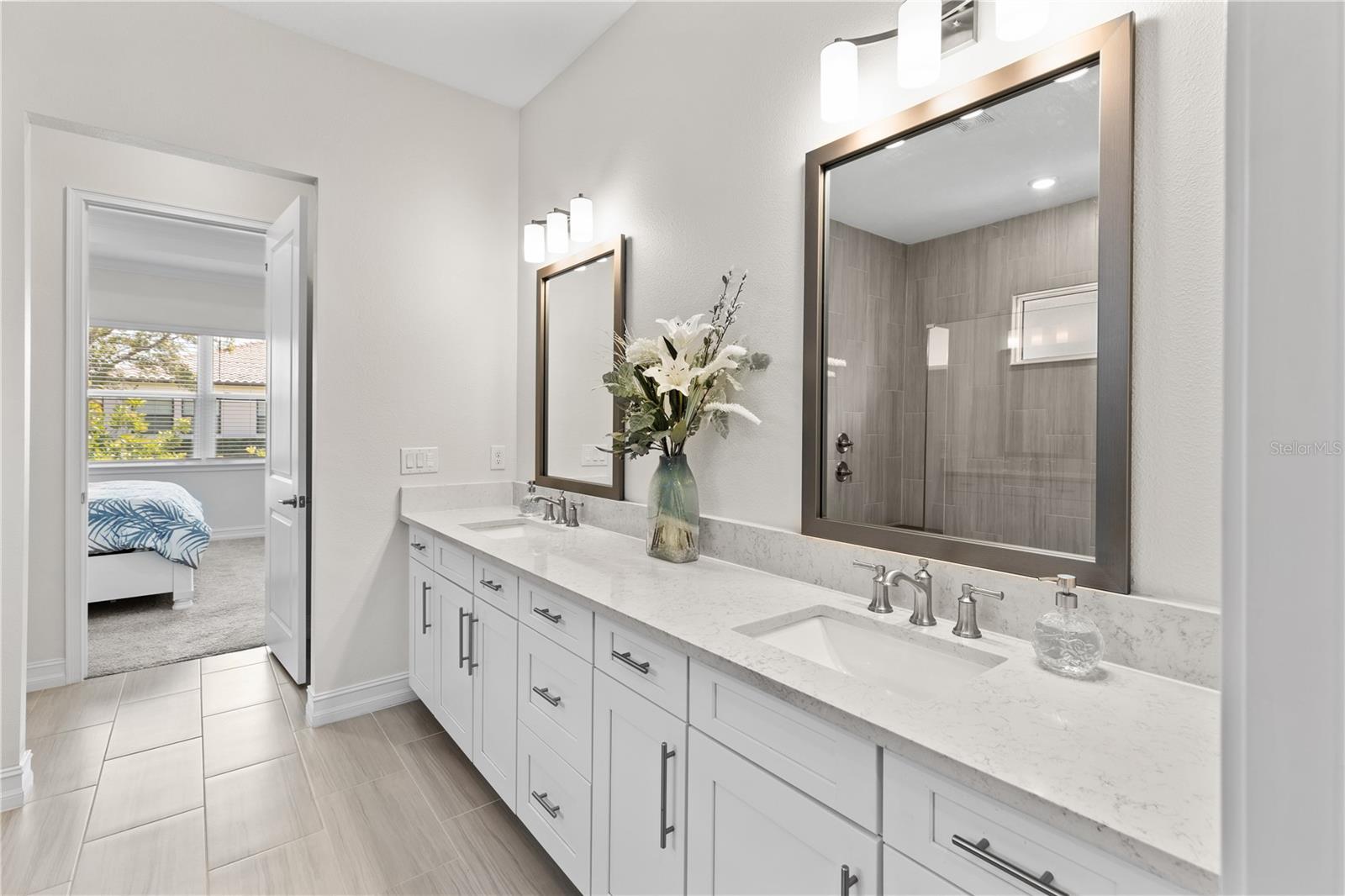 Image 40 of 86 For 2121 6th Street E