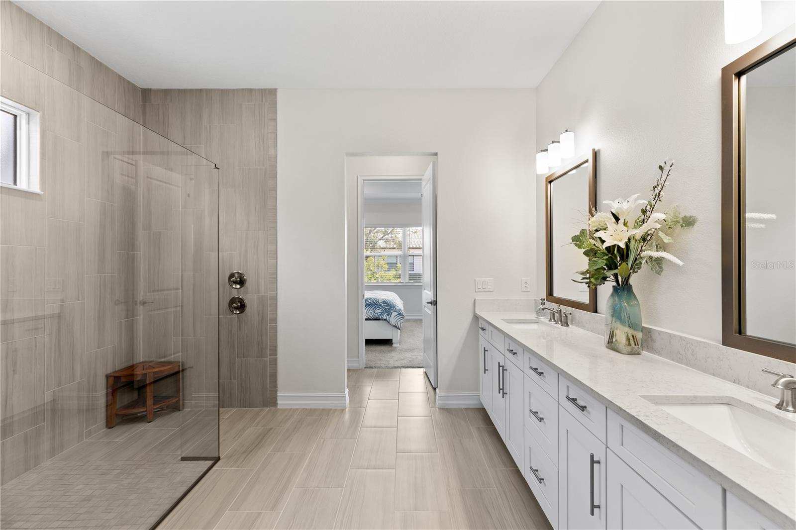 Image 42 of 86 For 2121 6th Street E