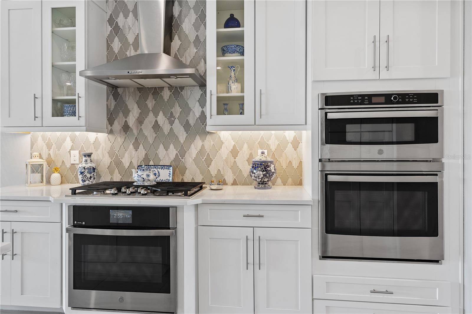 Image 52 of 86 For 2121 6th Street E