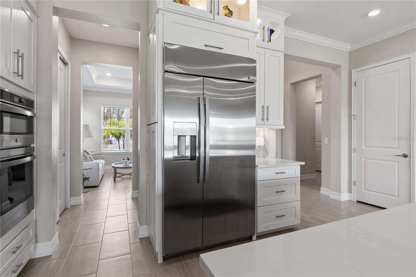 Image 54 of 86 For 2121 6th Street E