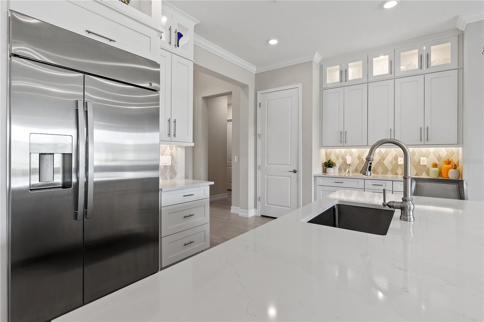 Image 55 of 86 For 2121 6th Street E