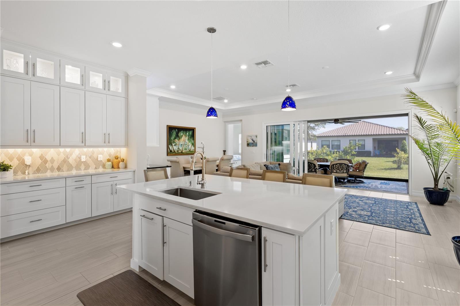 Image 63 of 86 For 2121 6th Street E