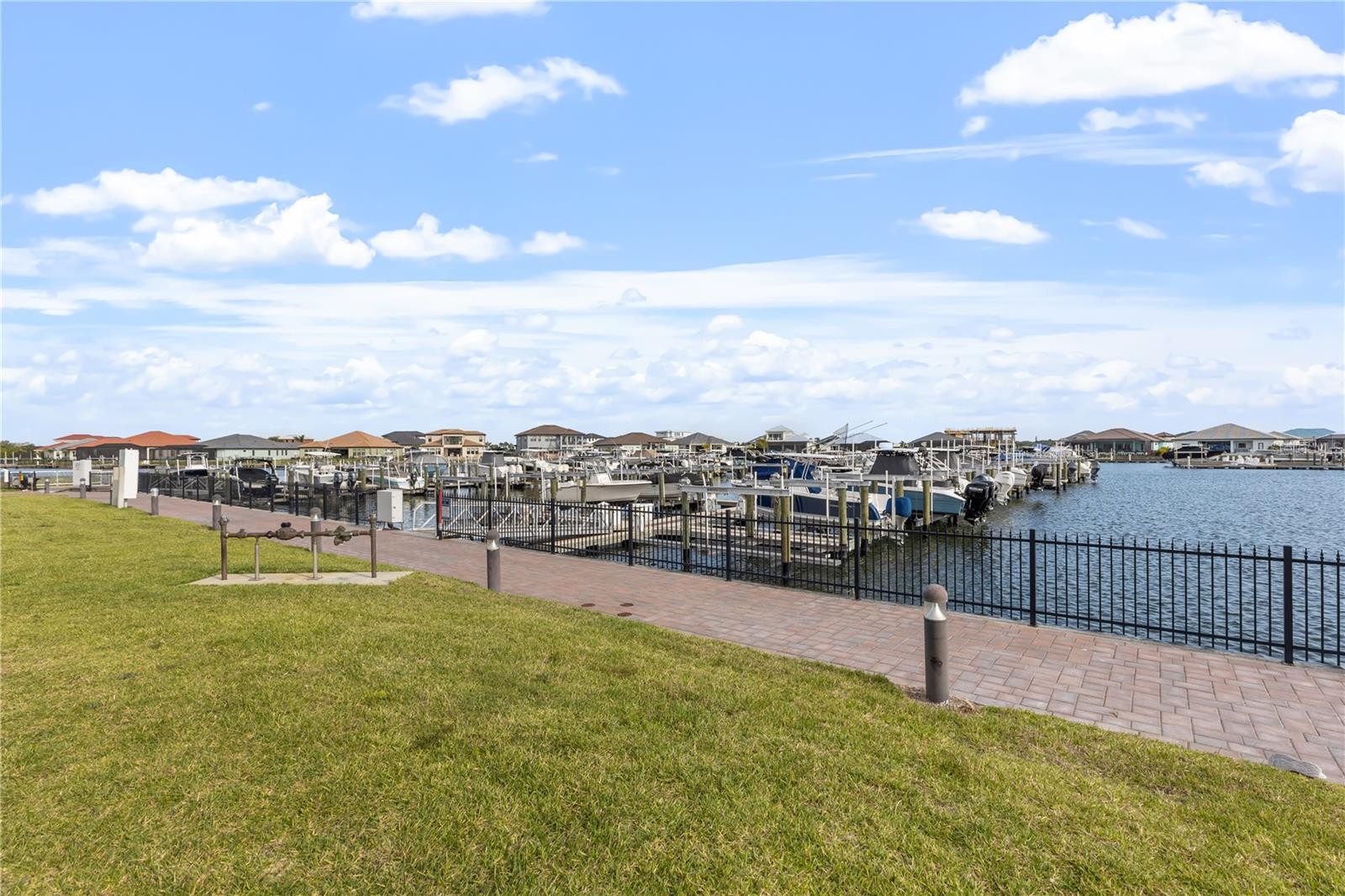 Image 72 of 86 For 2121 6th Street E